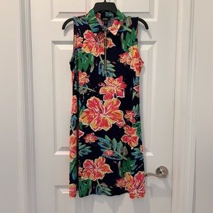 Summer dress with zipper and ring front